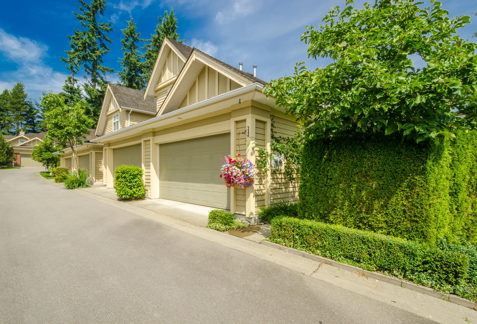 HOA Manager: Guiding Santa Clara Homeowners Associations Towards Excellence